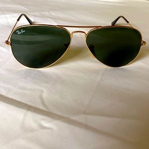 Women’s Ray-Ban Classic Aviator Sunglasses